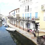 Zw. Und St. Tropez