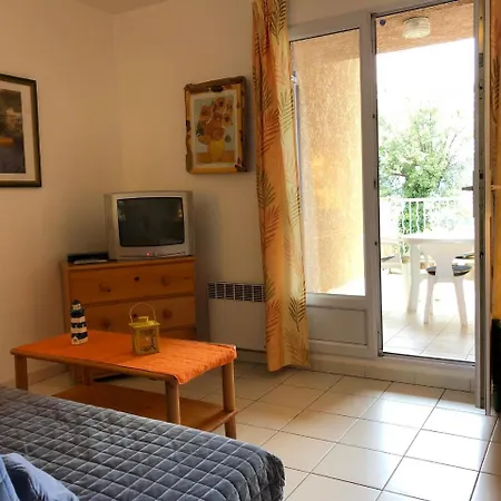 Zw. Cogolin Und St. Tropez Hébergement de vacances Grimaud